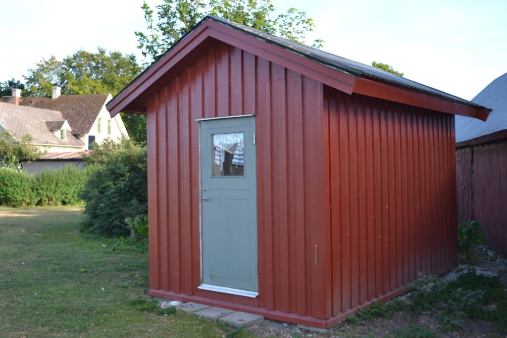 Röda stugan Bed & Breakfast på Gangvidefarm i När